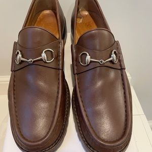 Mens Gucci loafers (brown)